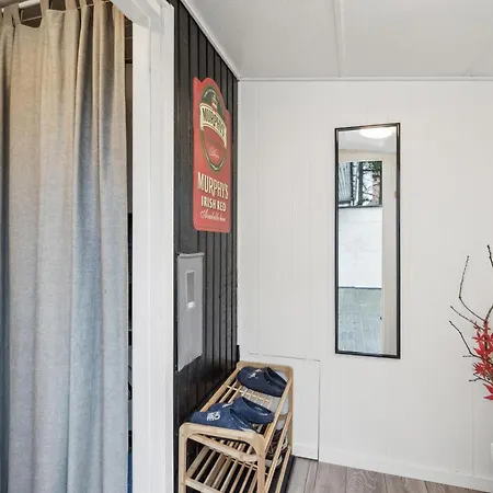 Beautiful And Well-maintained Two-level With Several Terraces And Lovely Sea Views Close To The Beach, Forest And The Charming Harbour * Ebeltoft